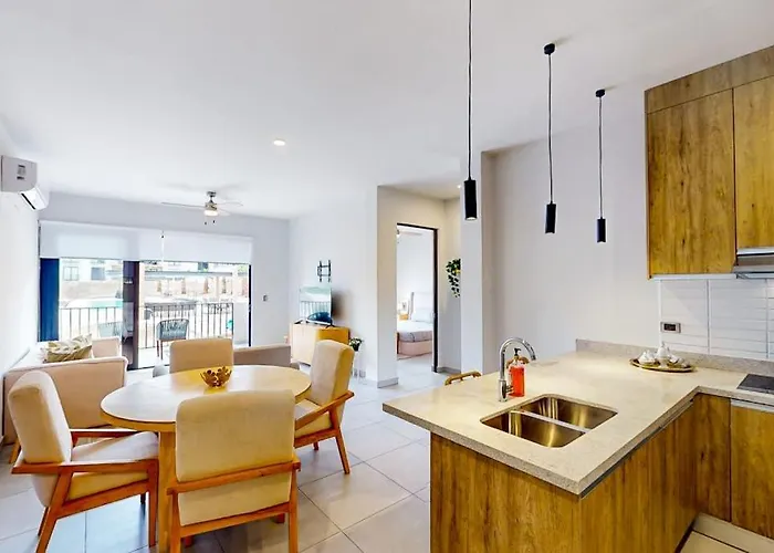 Ferienhaus Gorgeous Dog-friendly With Balcony, Open Layout, Heated Pool, & Ac
